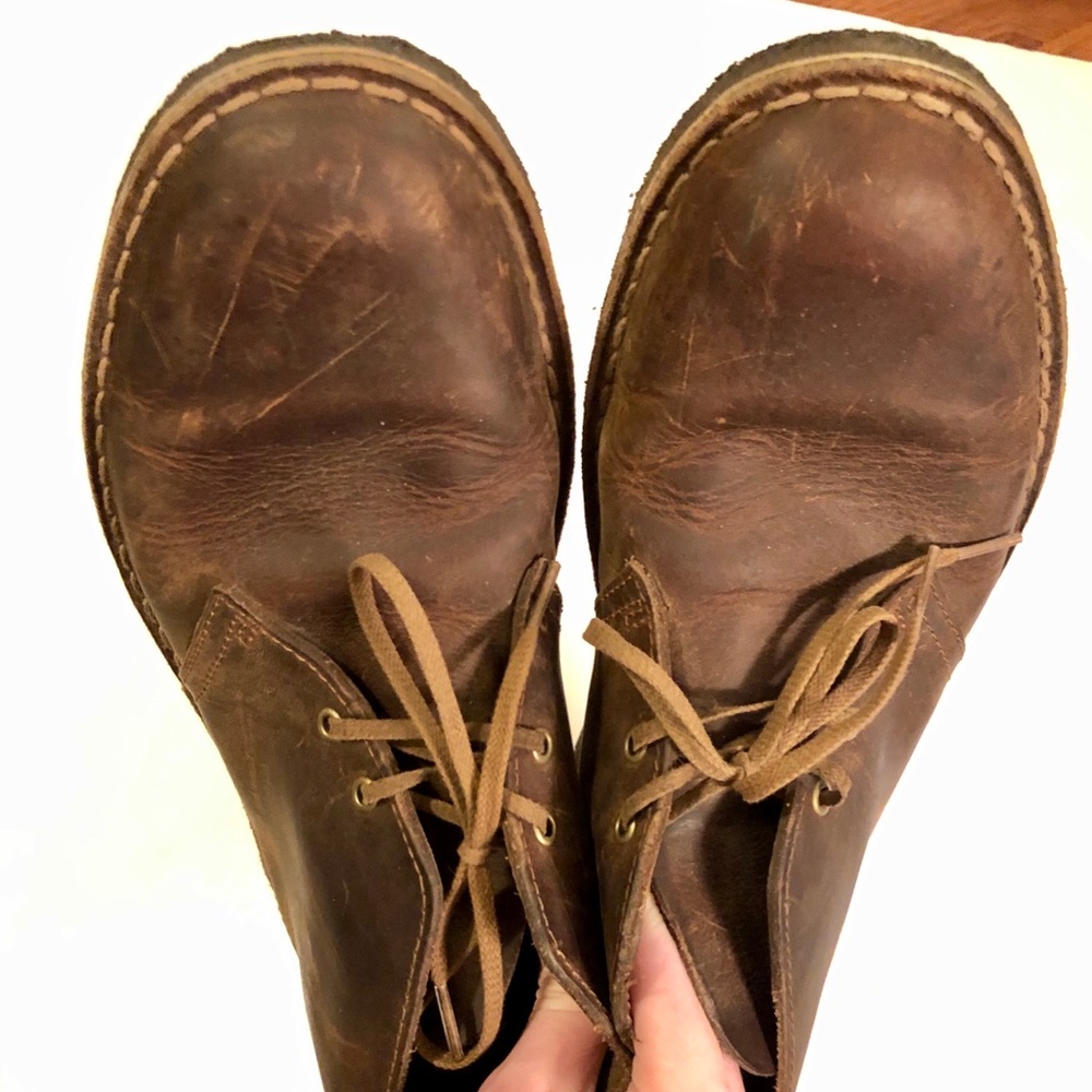 Clark’s Desert 🐪 boots 🥾 - Picture 2 of 8